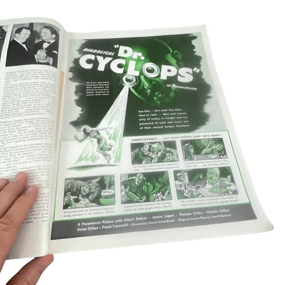 Vintage 1940s Photoplay Magazine May Issue With Deanna Durbin Cover - Picture 15 of 16